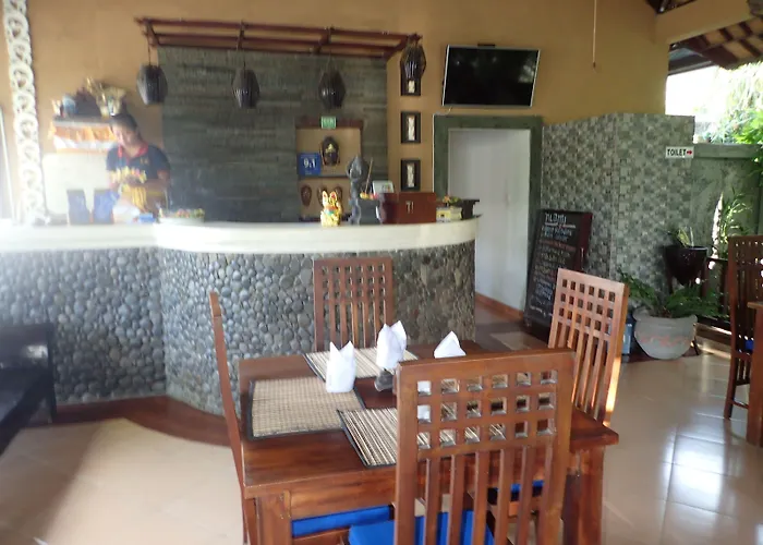 Alami Resort, Restaurant And Dive Center ゲストハウス 3*