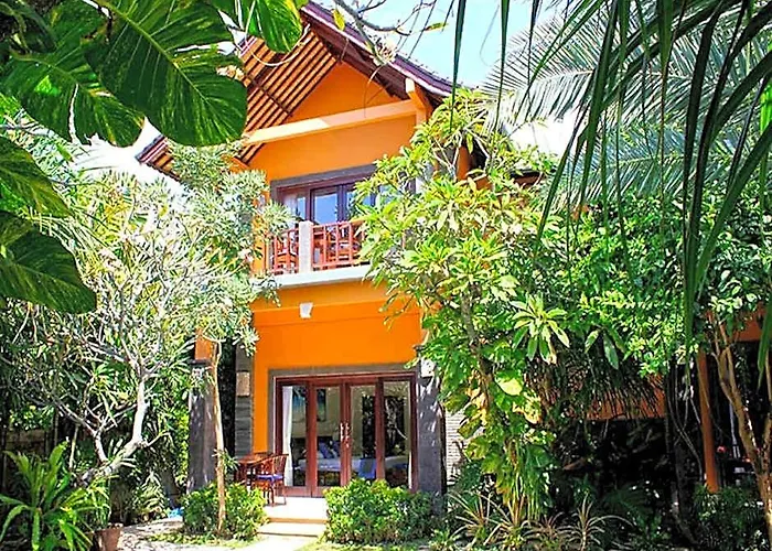 Alami Resort, Restaurant And Dive Center ゲストハウス