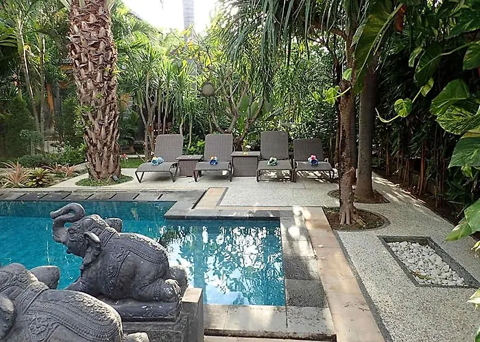 ゲストハウス Alami Resort, Restaurant And Dive Center アメッド