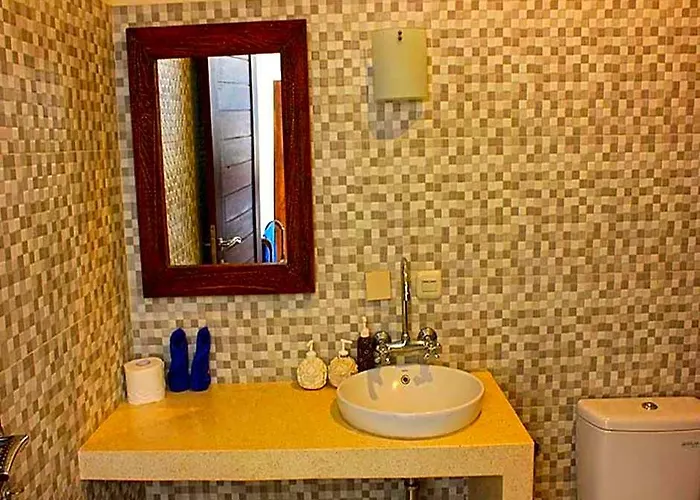 ゲストハウス Alami Resort, Restaurant And Dive Center 3*