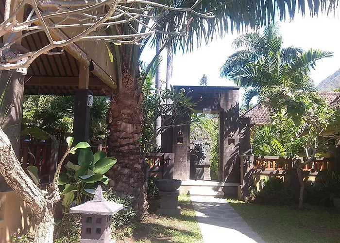 ゲストハウス Alami Resort, Restaurant And Dive Center