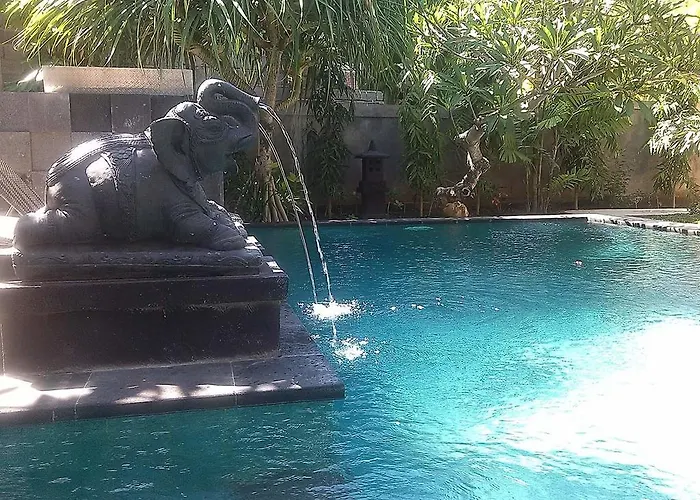 ゲストハウス Alami Resort, Restaurant And Dive Center