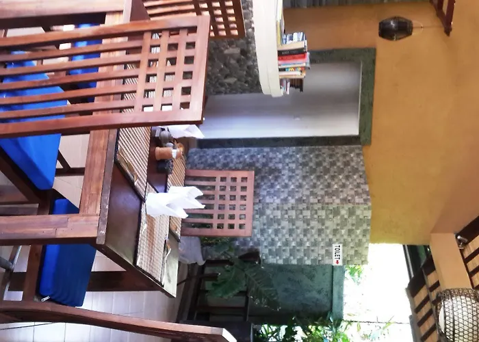 ゲストハウス Alami Resort, Restaurant And Dive Center