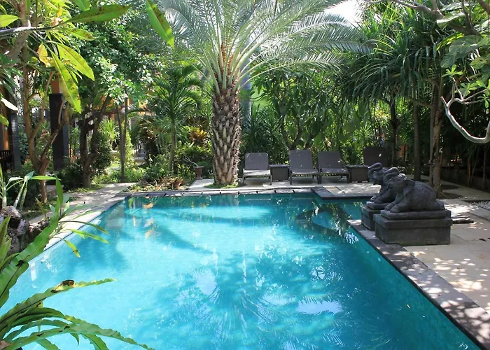 ゲストハウス Alami Resort, Restaurant And Dive Center 3*